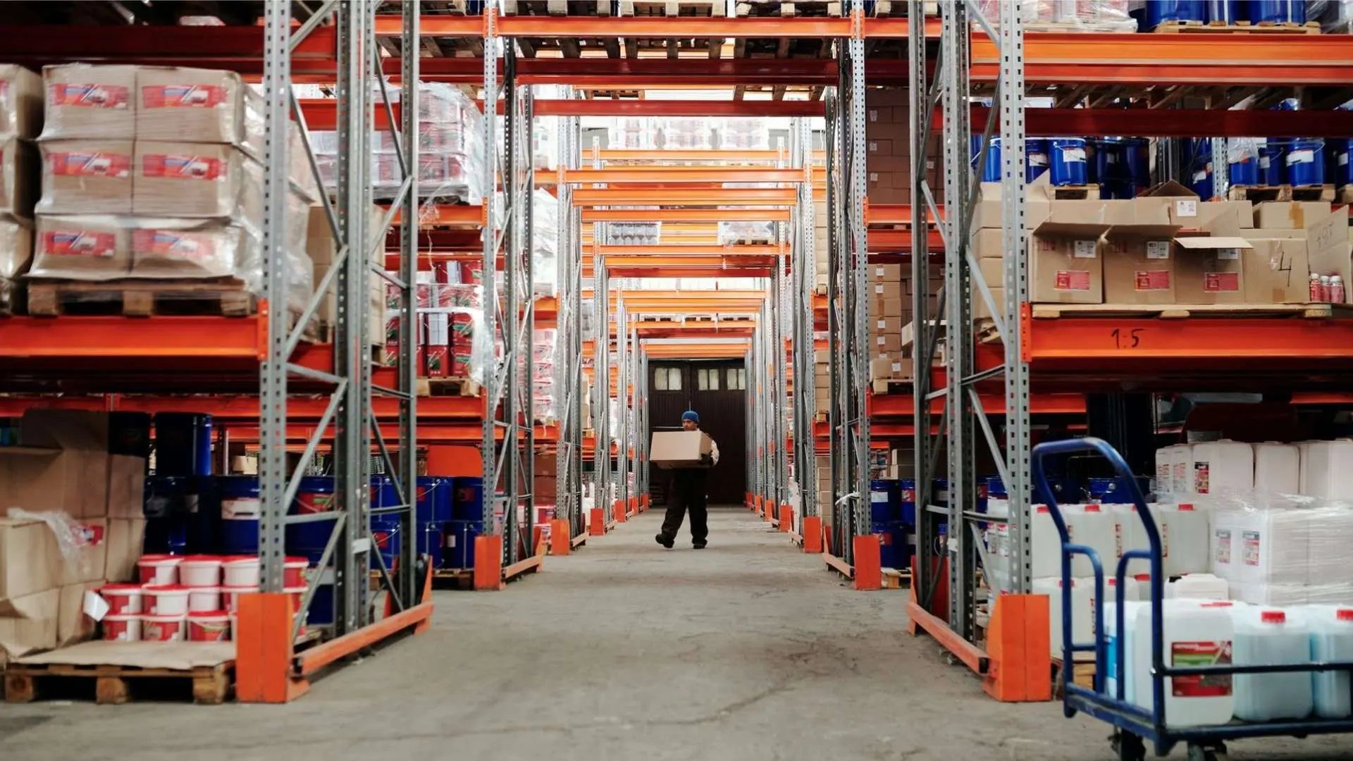 wholesale-distribution-warehouse